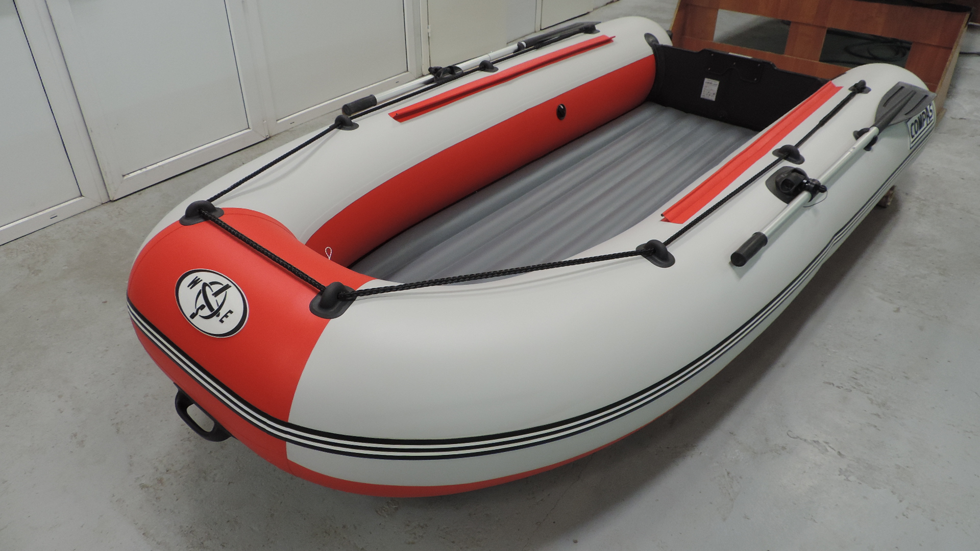 Компас 325 E Компас 325 E