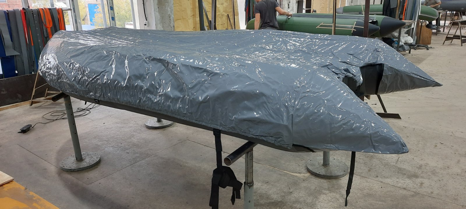 Тент транспортировочный для лодки Roger 3100 (с конусами)