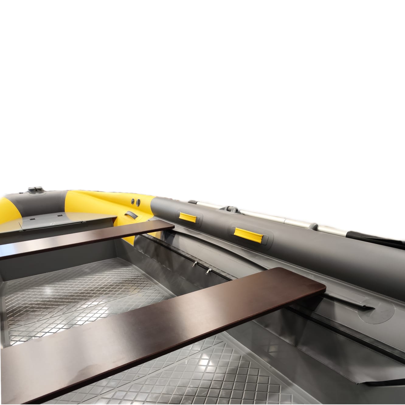 Tornado 400 с интегрированным фальшбортом Tornado 400 с интегрированным фальшбортом