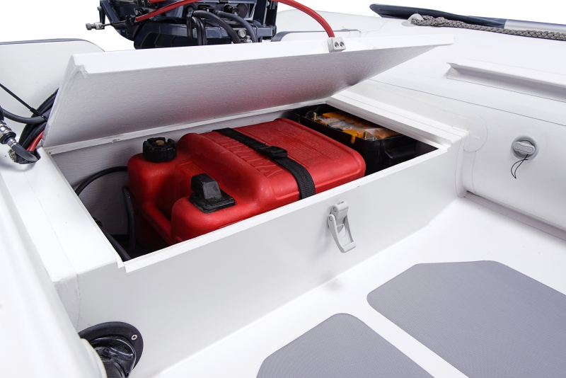 Адмирал RIB 410 с консолью Адмирал RIB 410 с консолью