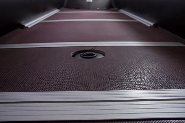 RiverBoats RB-410 фальшборт RiverBoats RB-410 фальшборт